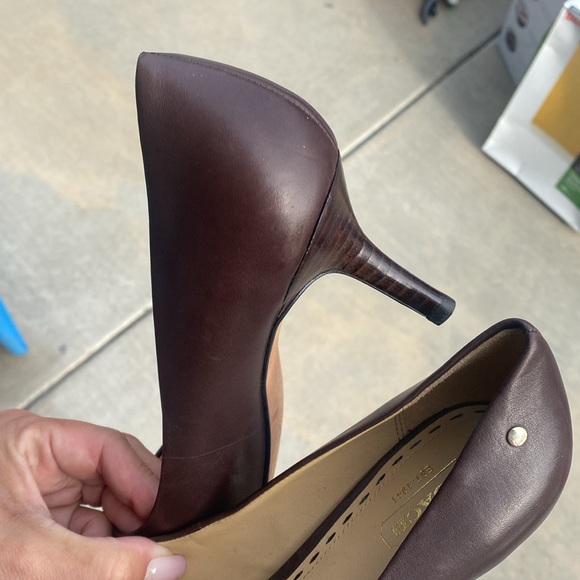 Authentic Coach Heels Brown size 8 - Picture 6 of 7